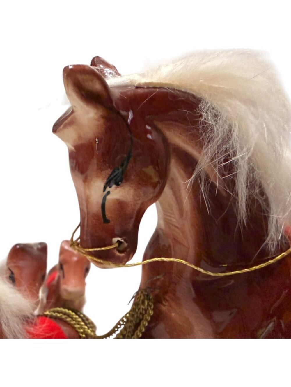 Vintage Ceramic Horse with 5 Ponies on Chain Figurine Red Saddle Japan Artmark - Picture 6 of 15